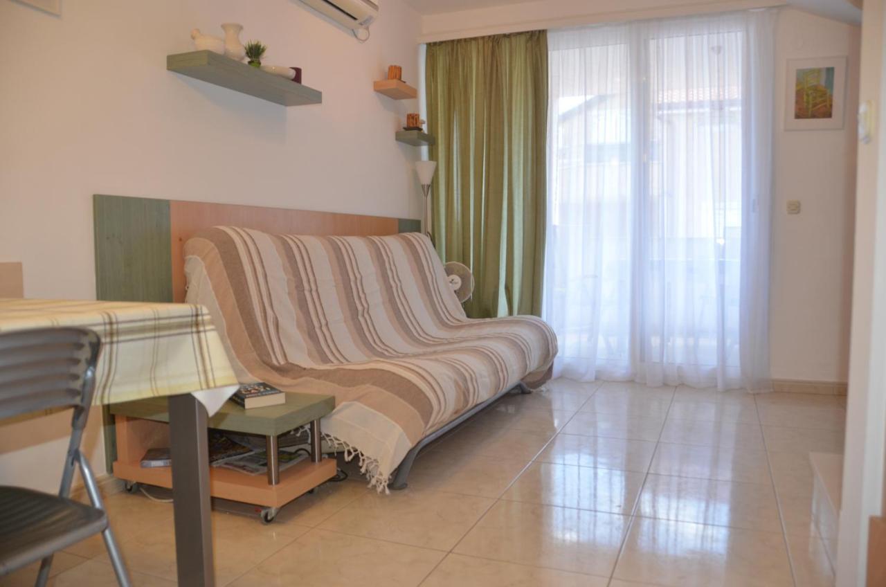Ananda - 2 Bedrooms, 7 Beds Apartment