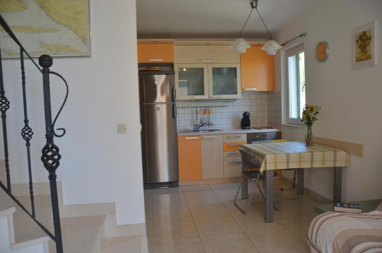 Ananda - 2 Bedrooms, 7 Beds
